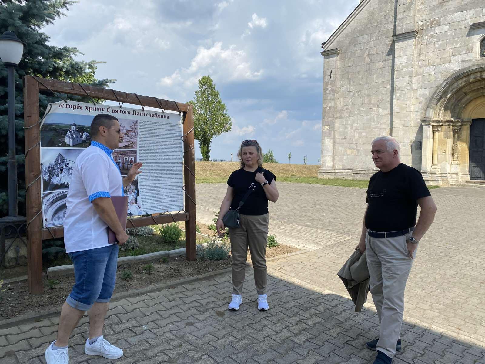 Обмін досвідом у мережі транснаціонального маршруту «Карпатський культурний шлях»