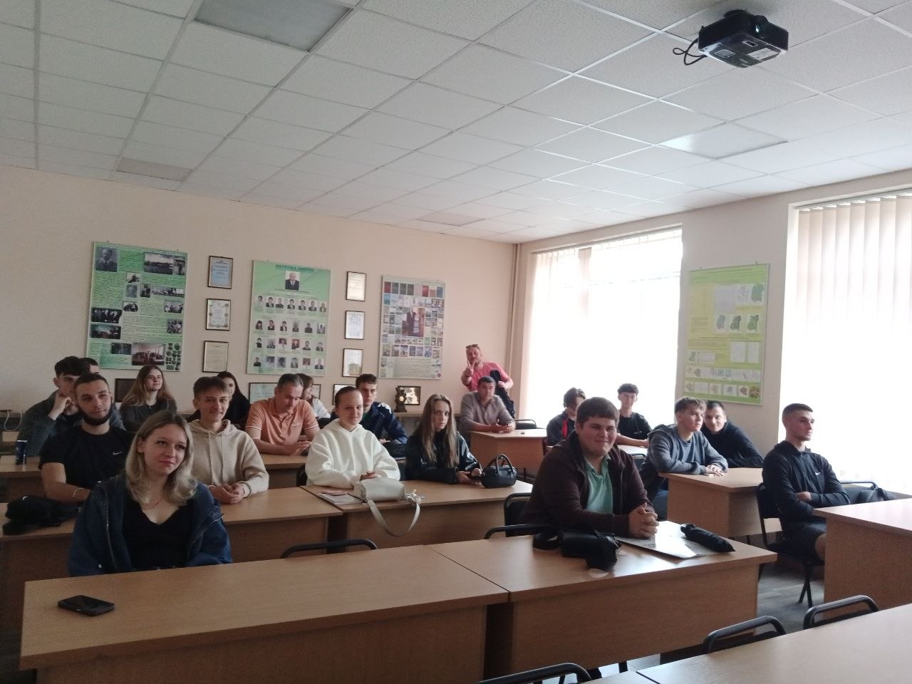 Обговорення результатів опитування здобувачів ОПП «Екологія»