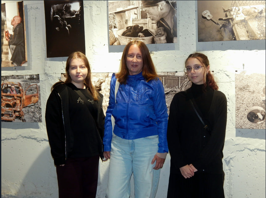Люби життя –  попри все»: як студенти-філологи ІФНТУНГ поєднали вивчення мов із великим кіно на фестивалі «МІФ» 