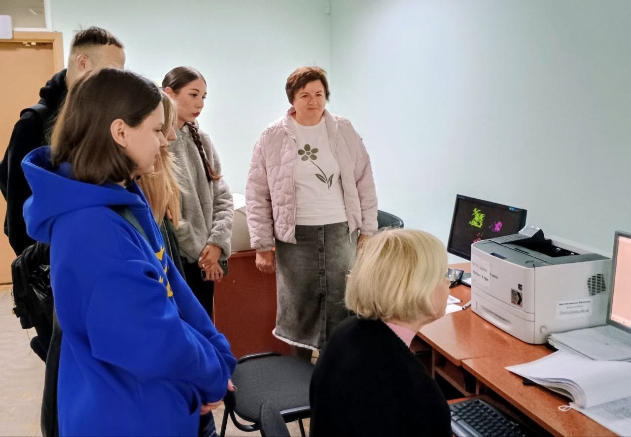 Практичне заняття в університетській бібліотеці 