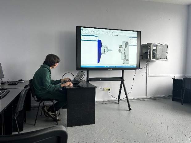 Практична робота в середовищі ESPRIT під час навчального курсу