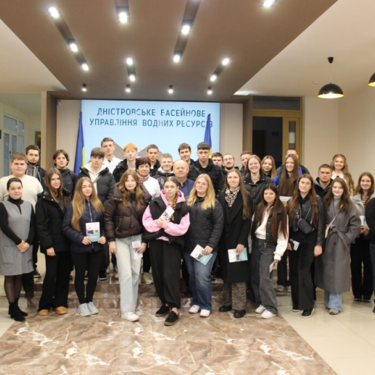 Якісні водні ресурси – це складова Національної безпеки: керівництво і фахівці Дністровського БУВР провели лекцію для студентів ІФНТУНГ
