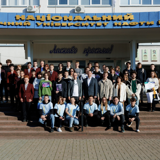 Переможці ІТ-олімпіади: в ІФНТУНГ відзначили найкращих молодих програмістів Прикарпаття