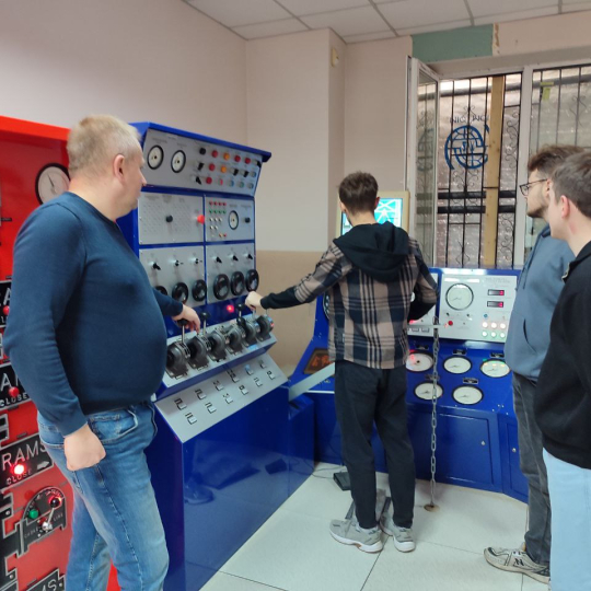 Робота на тренажері DS-5000