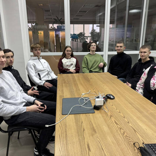 Спілкуємося з професіоналами: екскурсія студентів до офісу Softjourn