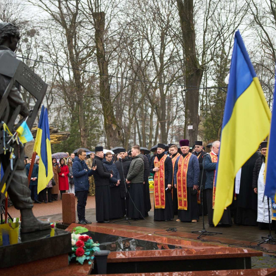 «Зміни світ на краще»: у Франківську відзначили молодь, яка творить майбутнє України