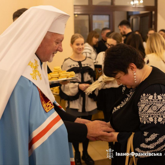 ІФНТУНГ долучився до благодійного заходу «Різдвяна просфора»