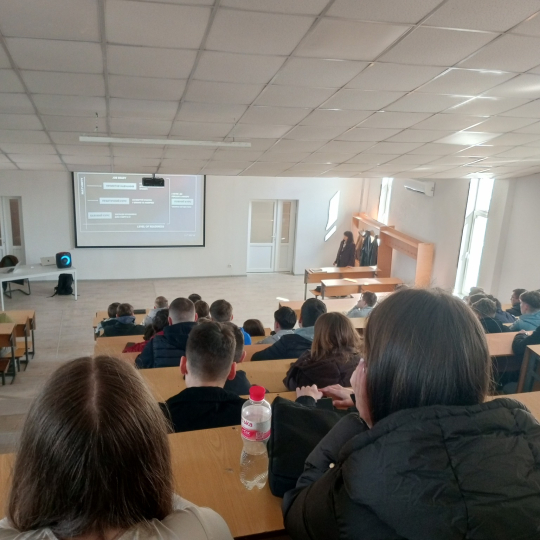 SoftServe ділиться досвідом: як розпочати кар’єру в ІТ