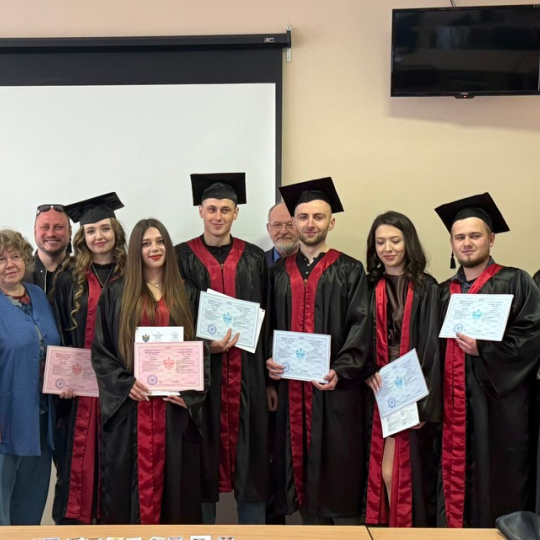 Вручення дипломів магістрам-екологам