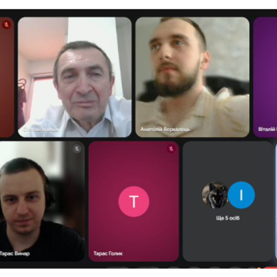 Зустріч студентів та аспірантів кафедри КМВ із директором ПП «Інструмент» Степаном Іванцівим