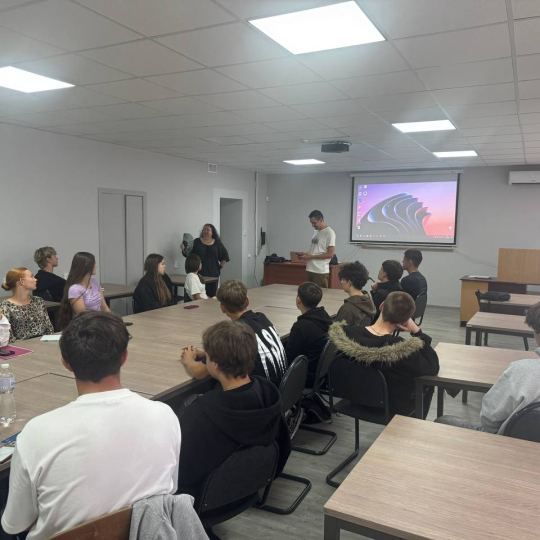 Зустріч гарантів із першокурсниками ОПП «Підприємництво та менеджмент стартапів» і «Торгівля та системи закупівель»:навчання, можливості та перші кроки в університеті