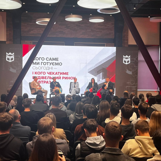 Студенти-будівельники на UKD BUILD FORUM!