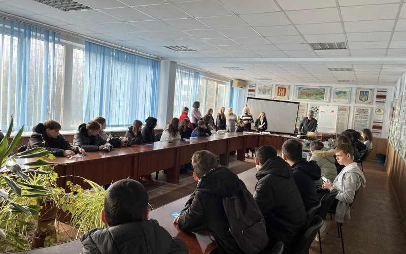 Запрошуємо на навчання
