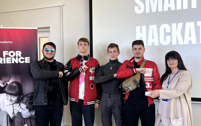 Smarttask Hackathon 2025: Свято знань, креативу та інновацій!