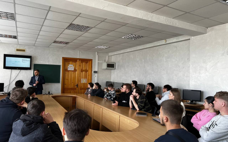 Android, дрони та «один день із життя програміста»: профорієнтаційна зустріч у КЕПі! 