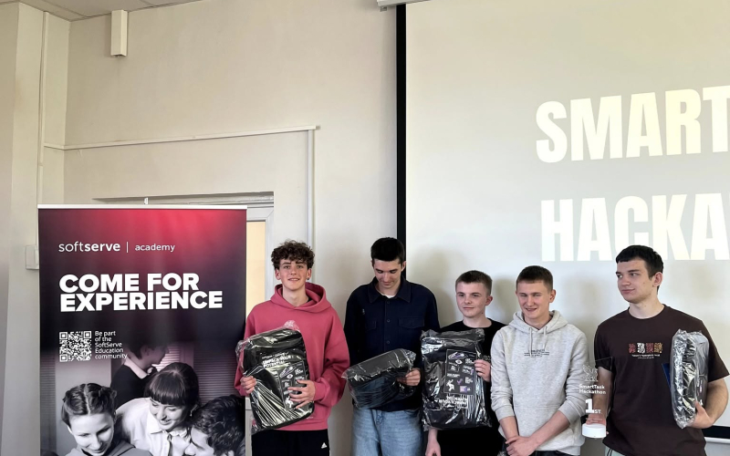 Smarttask Hackathon 2025: Свято знань, креативу та інновацій!