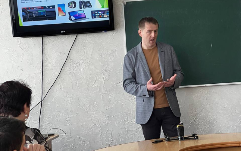 Android, дрони та «один день із життя програміста»: профорієнтаційна зустріч у КЕПі! 