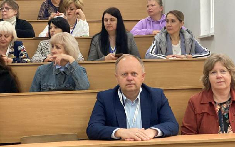 УЧАСТЬ ЗДОБУВАЧІВ У КОНФЕРЕНЦІЇ