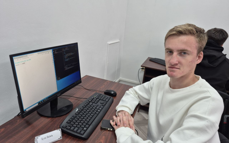 Перший крок до ІТ-кар'єри!