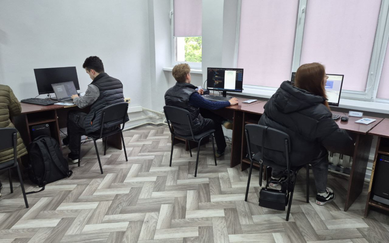 Перший крок до ІТ-кар'єри!