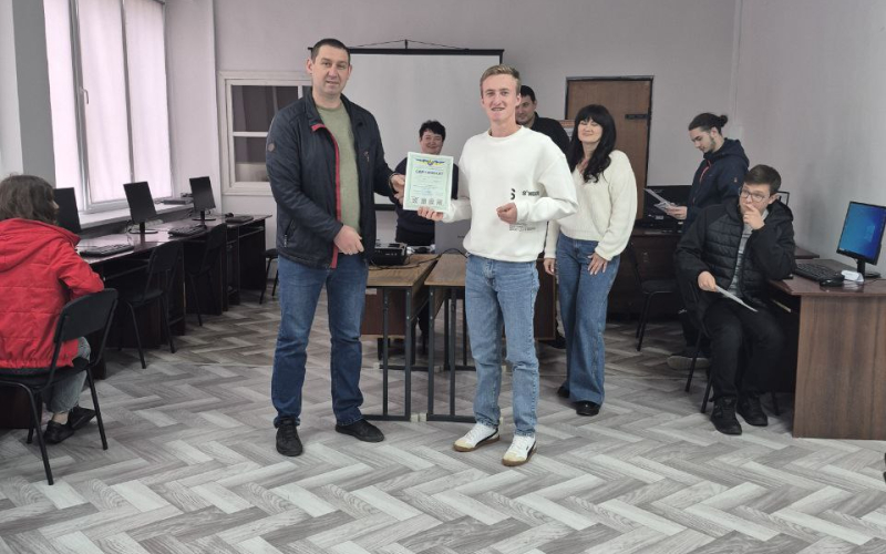 Перший крок до ІТ-кар'єри!