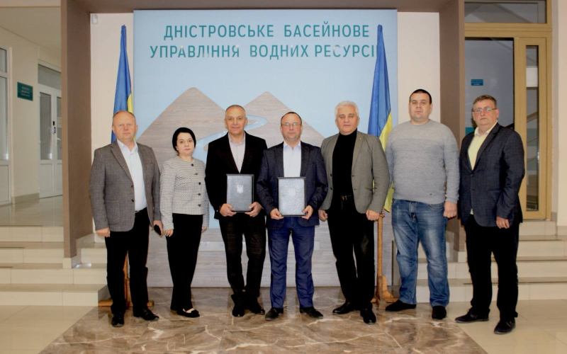 Екологічні проблеми долаємо разом