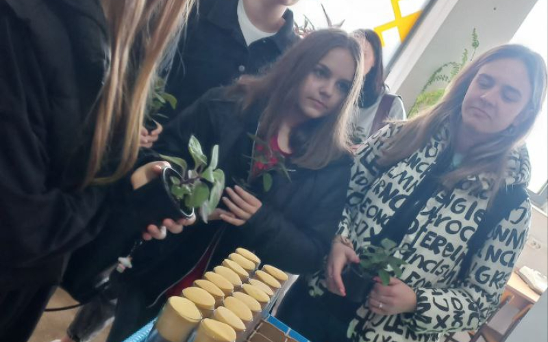 Філологи в лабораторіях!