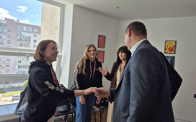 Від знань - до реальних проєктів