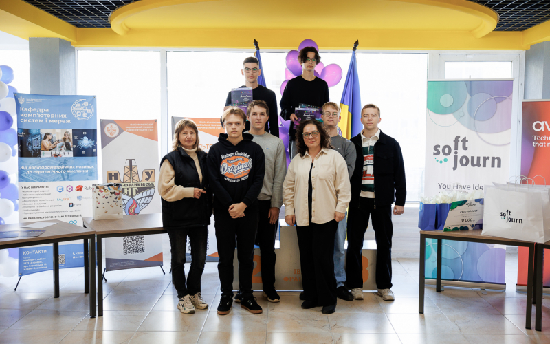 Переможці ІТ-олімпіади: в ІФНТУНГ відзначили найкращих програмістів Прикарпаття! 