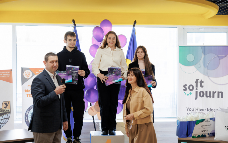 Переможці ІТ-олімпіади: в ІФНТУНГ відзначили найкращих програмістів Прикарпаття! 