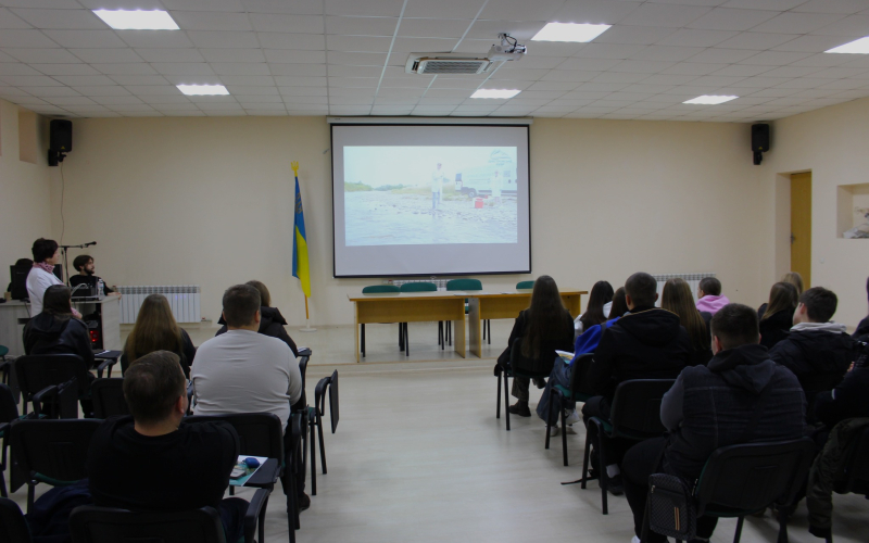 Якісні водні ресурси – це складова Національної безпеки: керівництво і фахівці Дністровського БУВР провели лекцію для студентів ІФНТУНГ