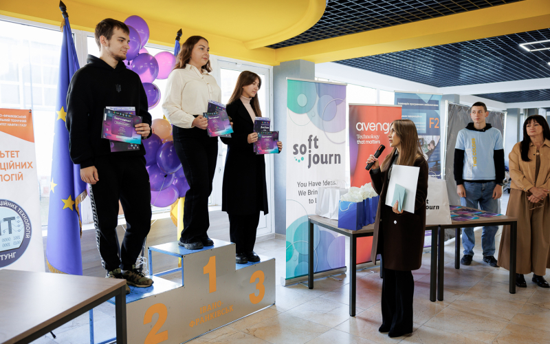 Переможці ІТ-олімпіади: в ІФНТУНГ відзначили найкращих програмістів Прикарпаття! 