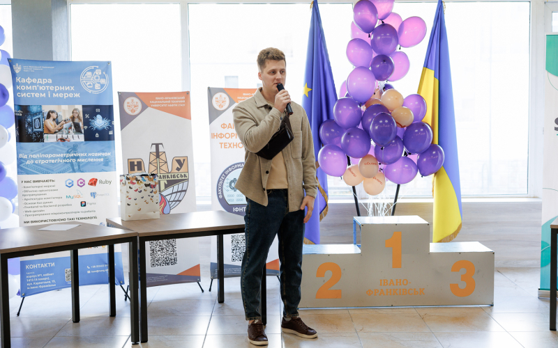 Переможці ІТ-олімпіади: в ІФНТУНГ відзначили найкращих програмістів Прикарпаття! 