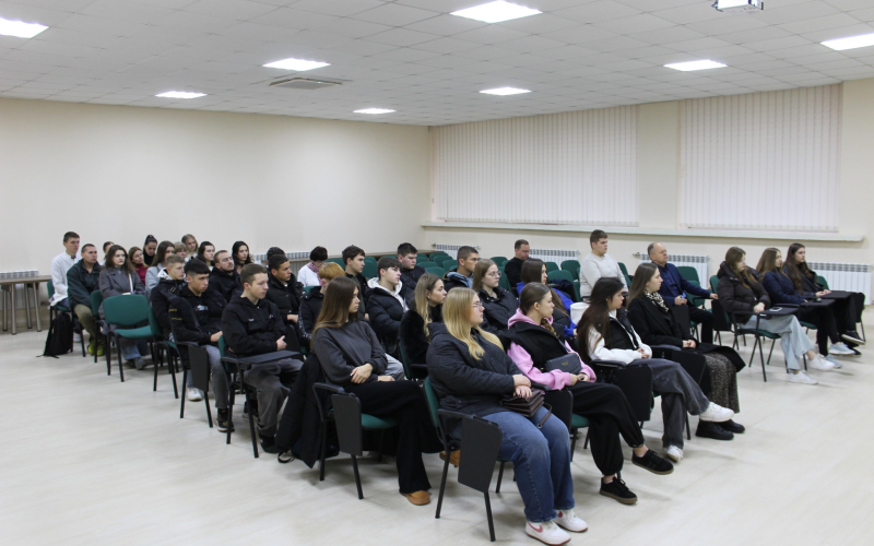 Якісні водні ресурси – це складова Національної безпеки: керівництво і фахівці Дністровського БУВР провели лекцію для студентів ІФНТУНГ