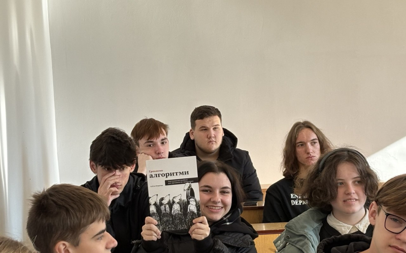 SoftServe у гостях у першокурсників: про командну роботу, Git і перші кроки в ІТ!