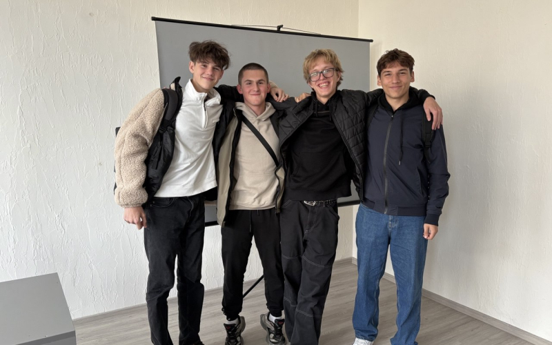 Захист командних проєктів студентів першого курсу Захист командних проєктів студентів першого курсу