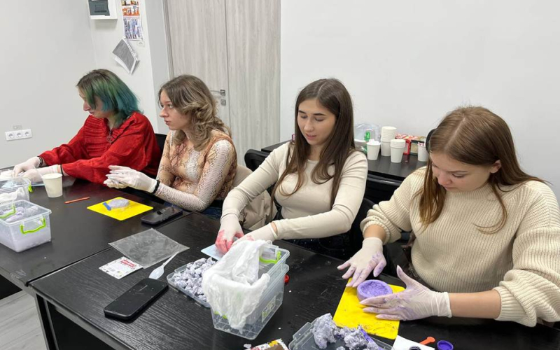 ВОРКШОП ІЗ ПЕРЕРОБКИ ПАПЕРУ