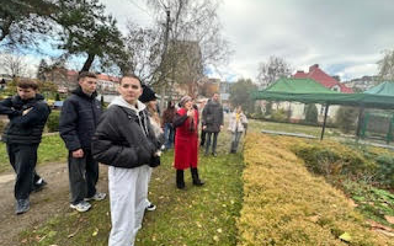 Студенти відвідали дендрарій