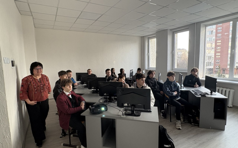 Від Технологій до Роботів: Майбутні Інженери у Гостях кафедри КСМ!