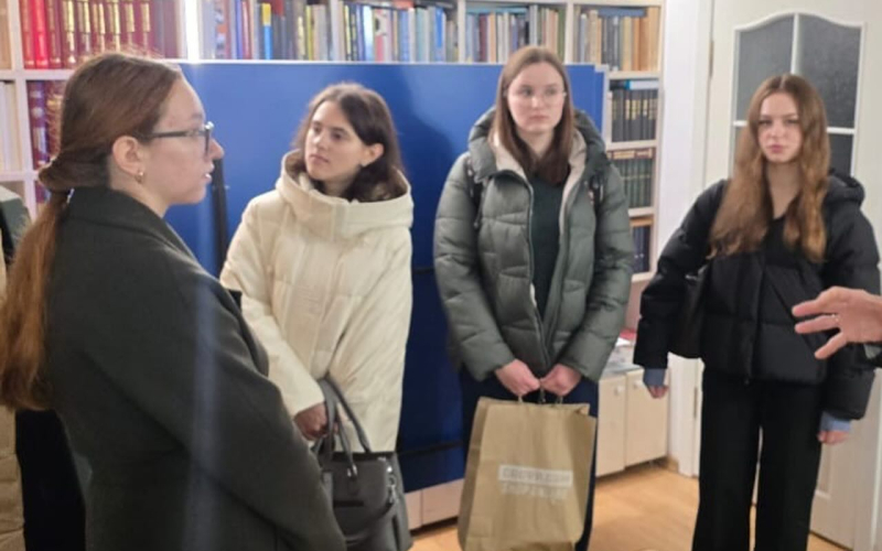 Інформологічні студії досліджують 