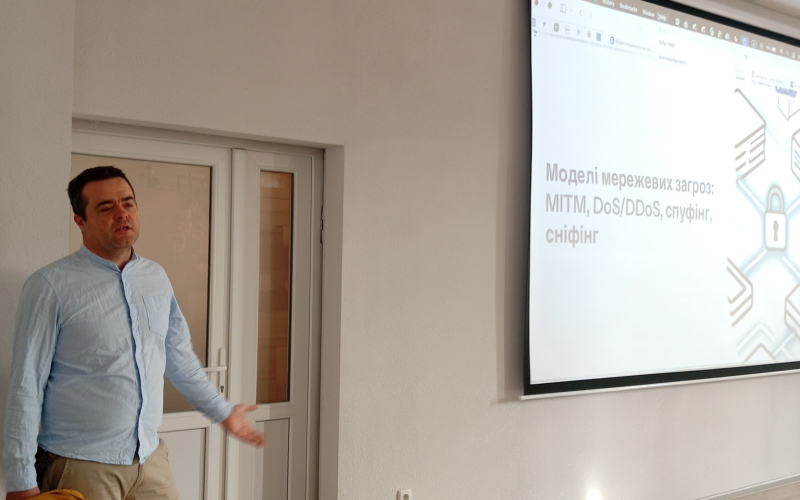 Освітнє партнерство триває: компанія EPAM знову представила лекцію для здобувачів спеціальності “Інженерія програмного забезпечення”.