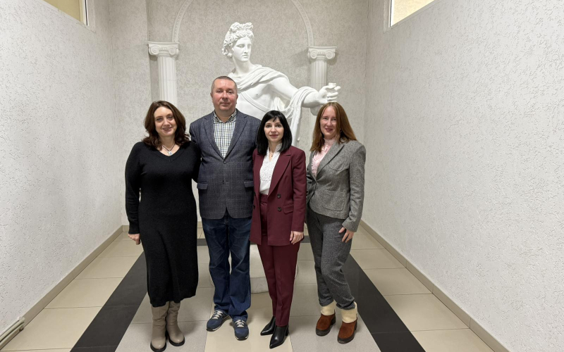 Підтримуємо талановиту молодь: участь у роботі олімпіад з іноземних мов