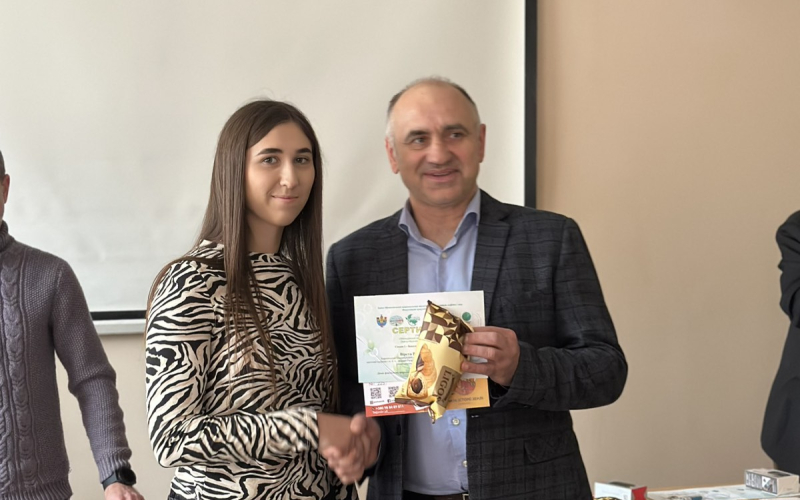 УРОЧИСТЕ НАГОРОДЖЕННЯ УЧАСНИКІВ «МОЛОДІЖНИЙ ЕКОГЕОФОРУМ – 2025»   