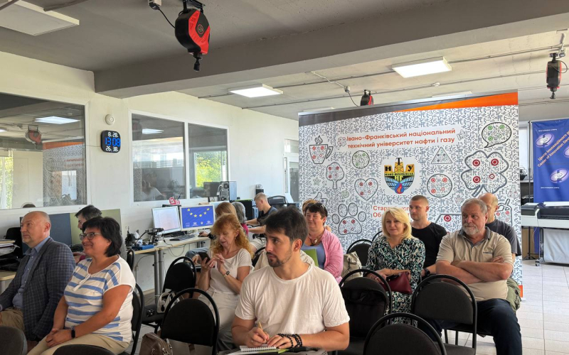 підсумковий семінар проєкту «Сприяння сталому розвитку Web в освітніх технологіях»