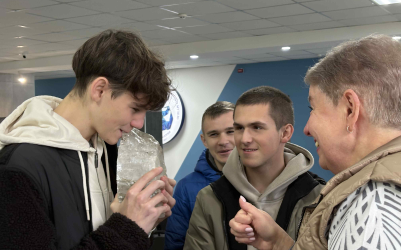 Не тільки код, а й таємниці Землі!