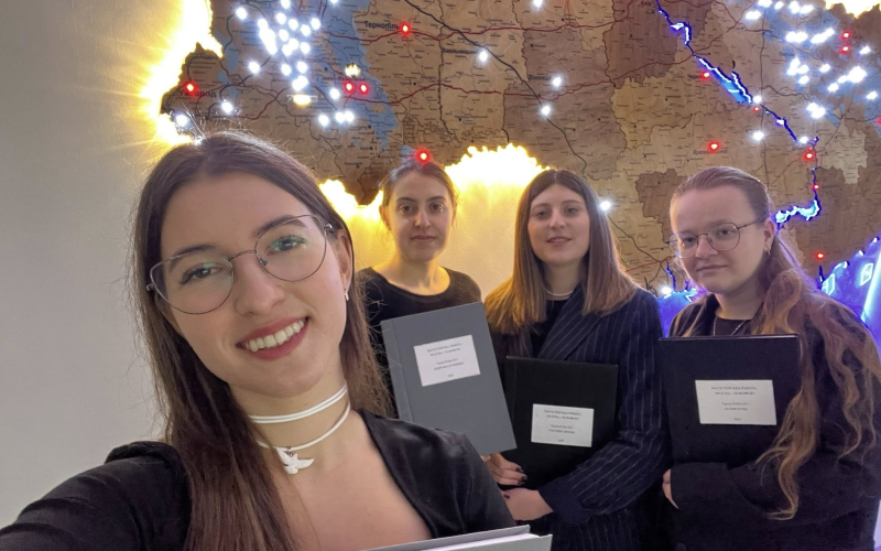 Вітаємо магістрів з інформаційної справи