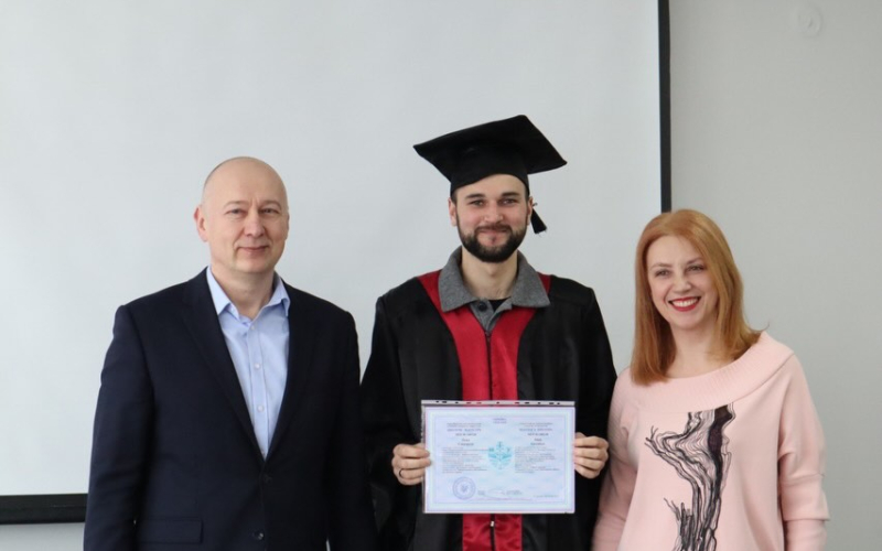 Дипломи в руках – майбутнє попереду: випуск магістрів з інформаційної справи