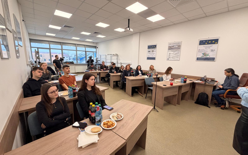 Міжнародна академічна співпраця: студентки кафедри філології та перекладу на конференції проєкту Root4Dig