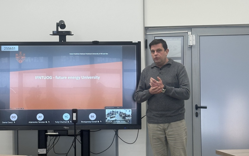 Міжнародна академічна співпраця: студентки кафедри філології та перекладу на конференції проєкту Root4Dig