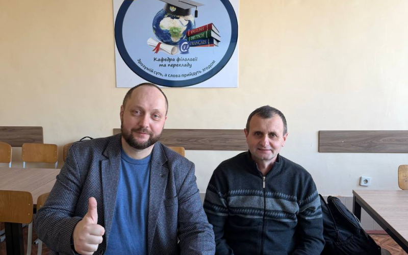 Мовний клуб розпочав роботу